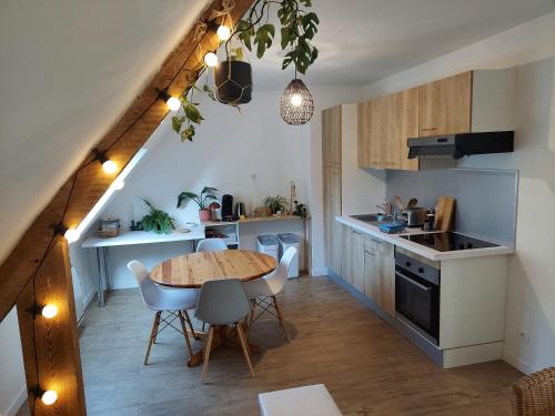 Le 105 - appart-sympa - T2 vue jardin et cave - Larmor-Plage