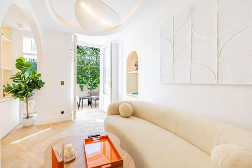 Townhouse Sacrée cœur Place du Tertre Montmartre