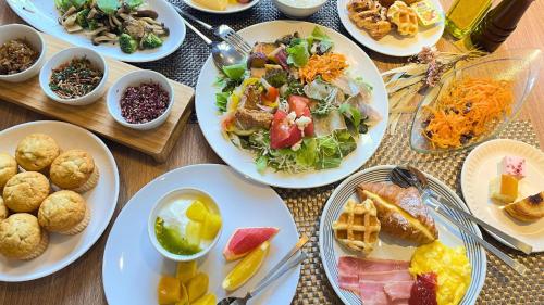Makanan di atau berdekatan hotel