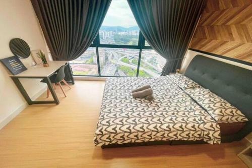 Ένα ή περισσότερα κρεβάτια σε δωμάτιο στο Continew Residence Cozy Suite by GUESTONIC