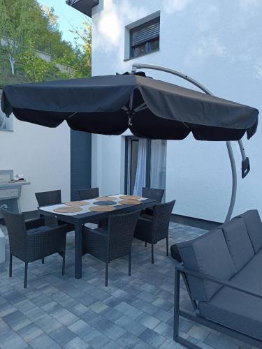 Patio nebo venkovní prostory v ubytování Villa Verde Glavatičevo