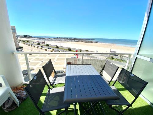 Galeriebild der Unterkunft Face mer les oceanides in Pornichet