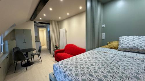 Charmant studio rénové avec vue sur les toits de Paris 7e arrondissement