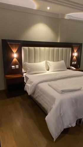 Postel nebo postele na pokoji v ubytování Diva Hotel 2
