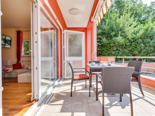 Holiday Home Morski dragulj by Interhome
