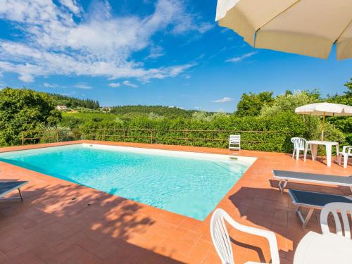 Πισίνα στο ή κοντά στο Holiday Home Cerretino Vigna by Interhome