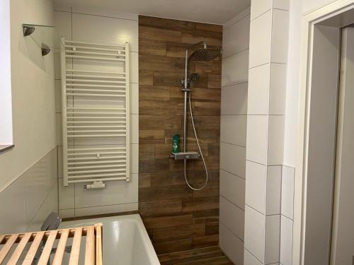 Ένα μπάνιο στο Work & Stay Apartments- mit Einzelzimmer