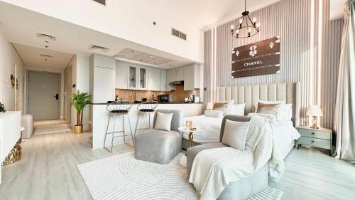Luxury Family Studio Close to Dubai Mall and Burj Khalifa