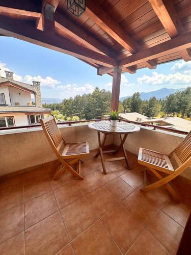 Ban công/sân hiên tại Pirin Golf Mountain View Apartment