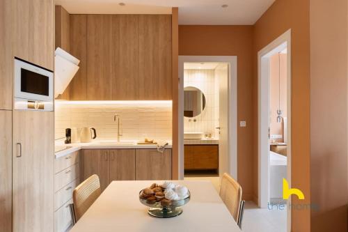 Acropolis View Luxe King-Suite W Ensuite Whirlpool