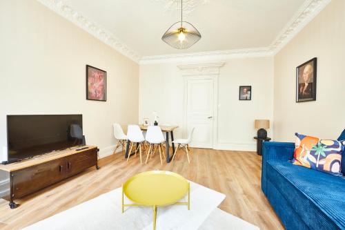 RI-2 Appartement de style et de charme en centre ville pour 6 personnes