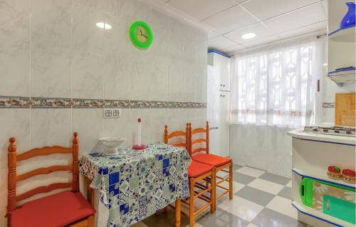 Awesome Apartment In Torrevieja With Wifi