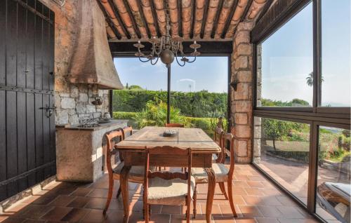 Amazing Home In Antibes