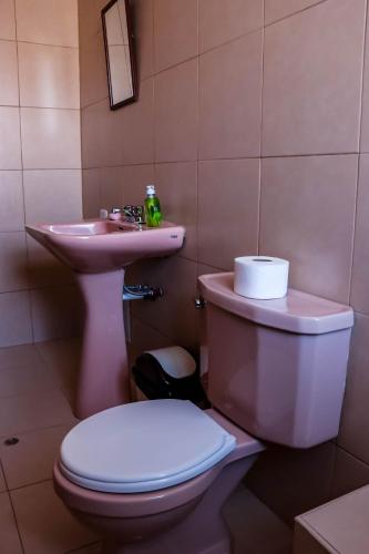 Un baño de Andes House Cusco