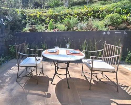 Κήπος έξω από το Jardim Secreto Suite Araras