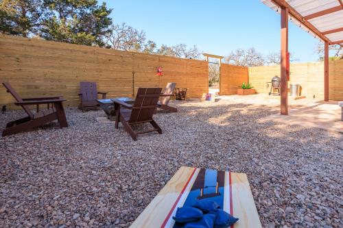 Fotografie z fotogalerie ubytování Romantic Luxury Retreat hot cold pool & sauna v destinaci Wimberley