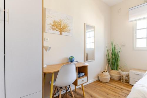 Φωτογραφία από το άλμπουμ του Near Beach, Wonderful Penthouse σε Qiryat Yam