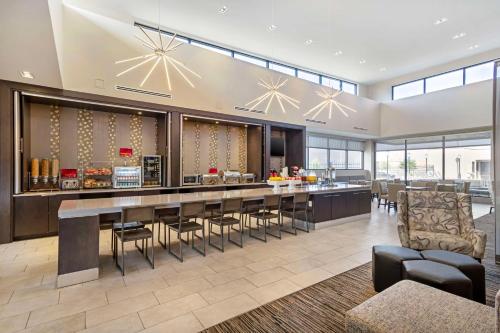 Khu vực ghế ngồi tại Best Western Plus Executive Residency Rigby's Water World Hotel