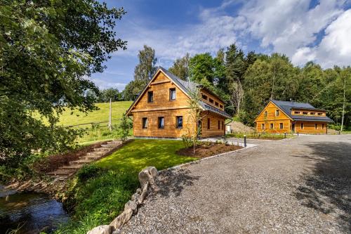 ヴィラが所在する建物