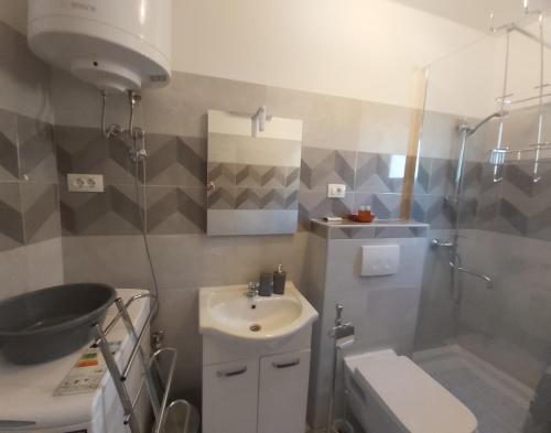 Apartments with parking space Rovinj - 23506