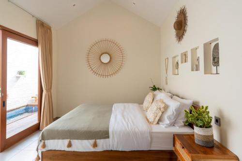 Ένα ή περισσότερα κρεβάτια σε δωμάτιο στο Senna Villa - 2BR with Private Pool