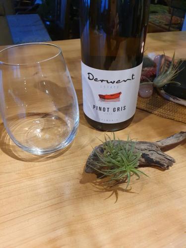 Bebidas en Maktub Biodynamic Farm