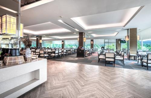 En restaurant eller et andet spisested på Pattana Sports Resort