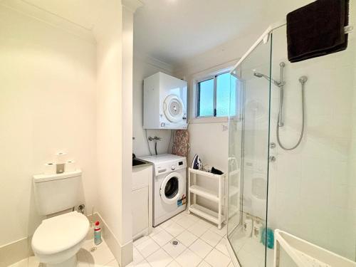 Ένα μπάνιο στο Your Tranquil Haven In East Perth