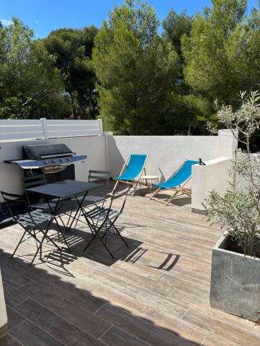 卡里勒鲁埃Joli Appartement proche du port de carry le rouet的相册照片