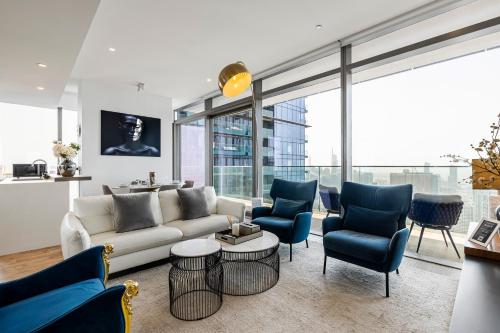 Luxury 2BR Walk to Marina & JBR