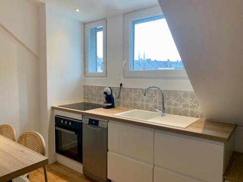 Dapur atau dapur kecil di La Belle Odet' - choix d'appartements- Centre ville-quais