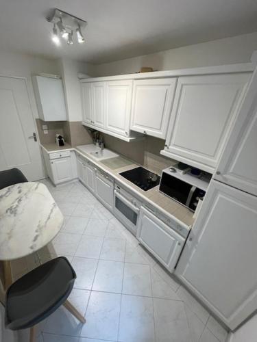 Appartement T3 rénové à 5 min de la plage - Fréjus