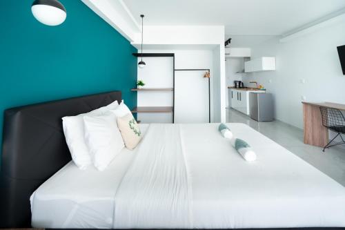 Ladadika sea view apartments