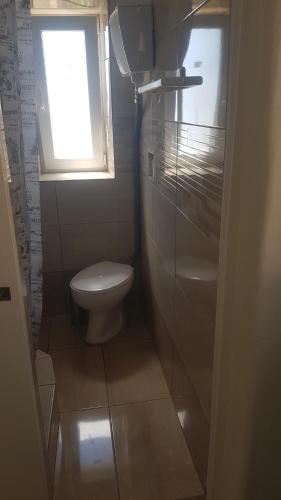 Un baño de ΑΝΕΜΟΔΡΟΥΛΗΣ