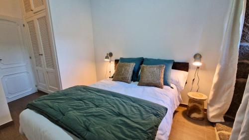 Katil atau katil-katil dalam bilik di YourHouse O Canton