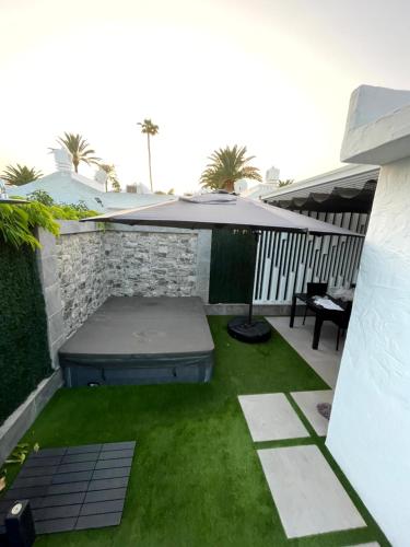 SerenArty Bungalow Beach Flor con jacuzzi