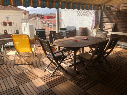 Appart trois chambres et terrasse