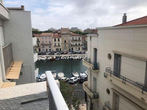 Appart trois chambres et terrasse