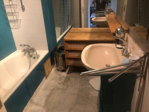Appart trois chambres et terrasse