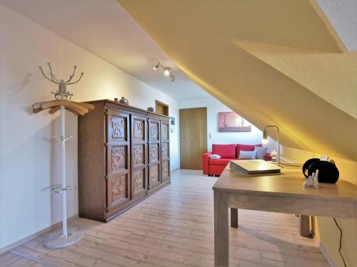 Galeriebild der Unterkunft Thiessen - Ferienwohnung mit sonnigem Balkon in Silberstedt
