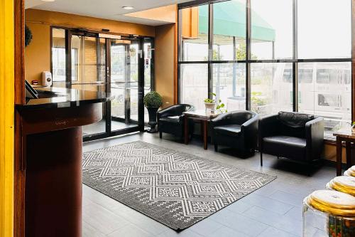 Un lugar para sentarse en Quality Inn St Paul-Minneapolis-Midway
