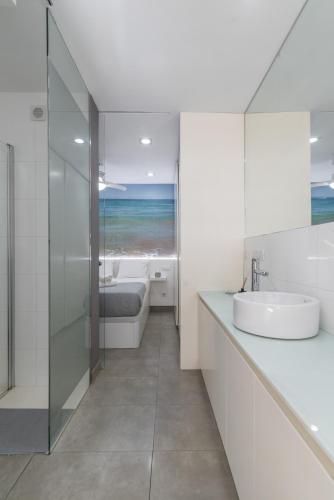Home2Book Stylish Beach Escape, Las Canteras
