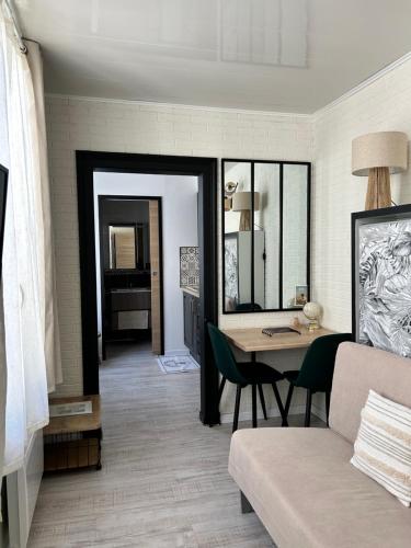 Le Chanzy Proche des Thermes et de la Gare