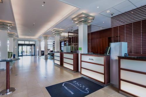 El lobby o recepción de Courtyard by Marriott Amsterdam Airport