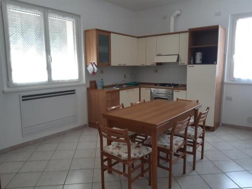 Kuchyň nebo kuchyňský kout v ubytování Casa Morgana a Villatico