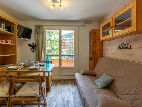 Studio rénové avec balcon, parking et proche pistes à Val-d'Isère