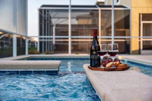 Themed house w Disney rooms private pool & spa photo 48