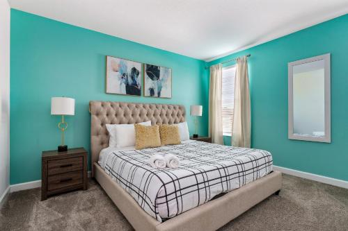 Themed house w Disney rooms private pool & spa photo 3