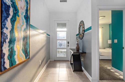 Themed house w Disney rooms private pool & spa photo 4