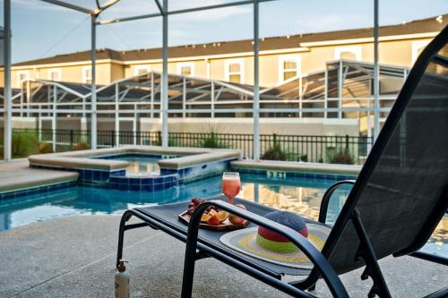 Themed house w Disney rooms private pool & spa photo 49